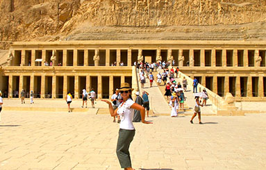 Luxor-Tours-Valley-of-Kings-Tour-and-Temple-of-Hatshpsut